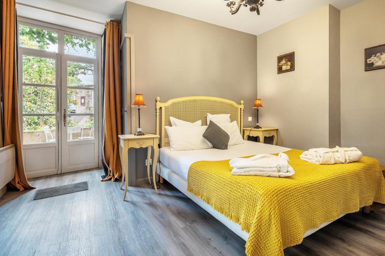 Hotel La Couleuvrine Sarlat Centre Ville Luaran gambar